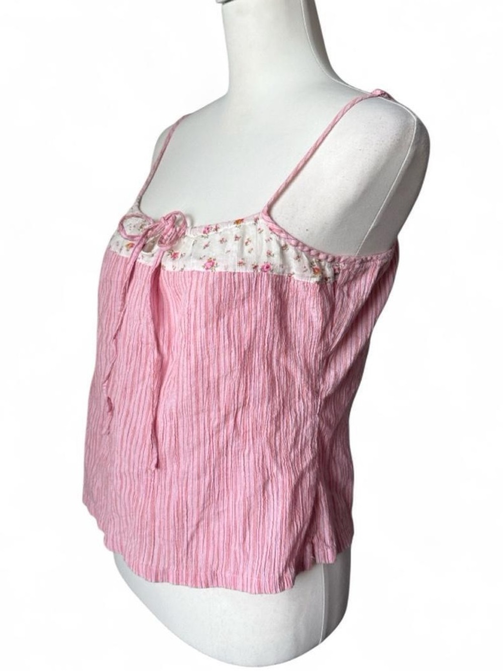 Moda International Top - Picture 3 of 6
